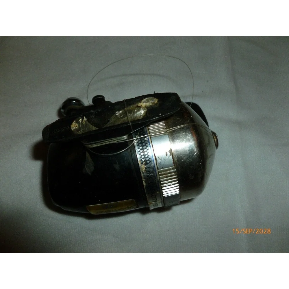Vintage Sportfisher Spincast Fishing Reel Black Chrome Push Button Star Drag